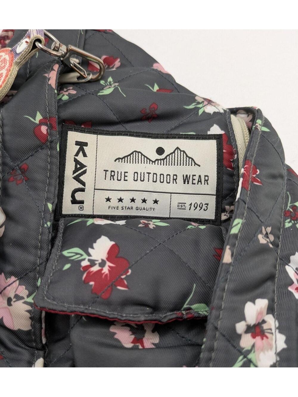 KAVU Rope Sling Crossbody 1 Strap True Outdoor Wear Floral Gray Backpack Bag - Picture 4 of 5